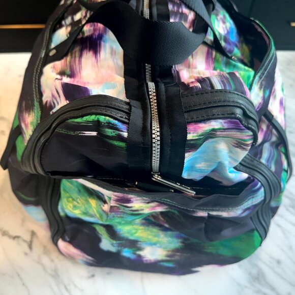 Lululemon Duffle Bag - Picture 11 of 16